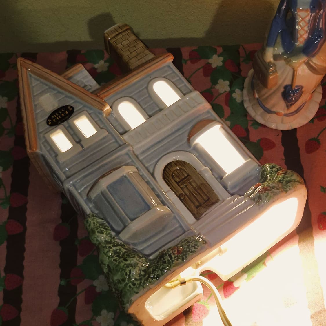 70s 가토 핸드메이드 포셀린 하우스 오르골 램프 상품이미지10