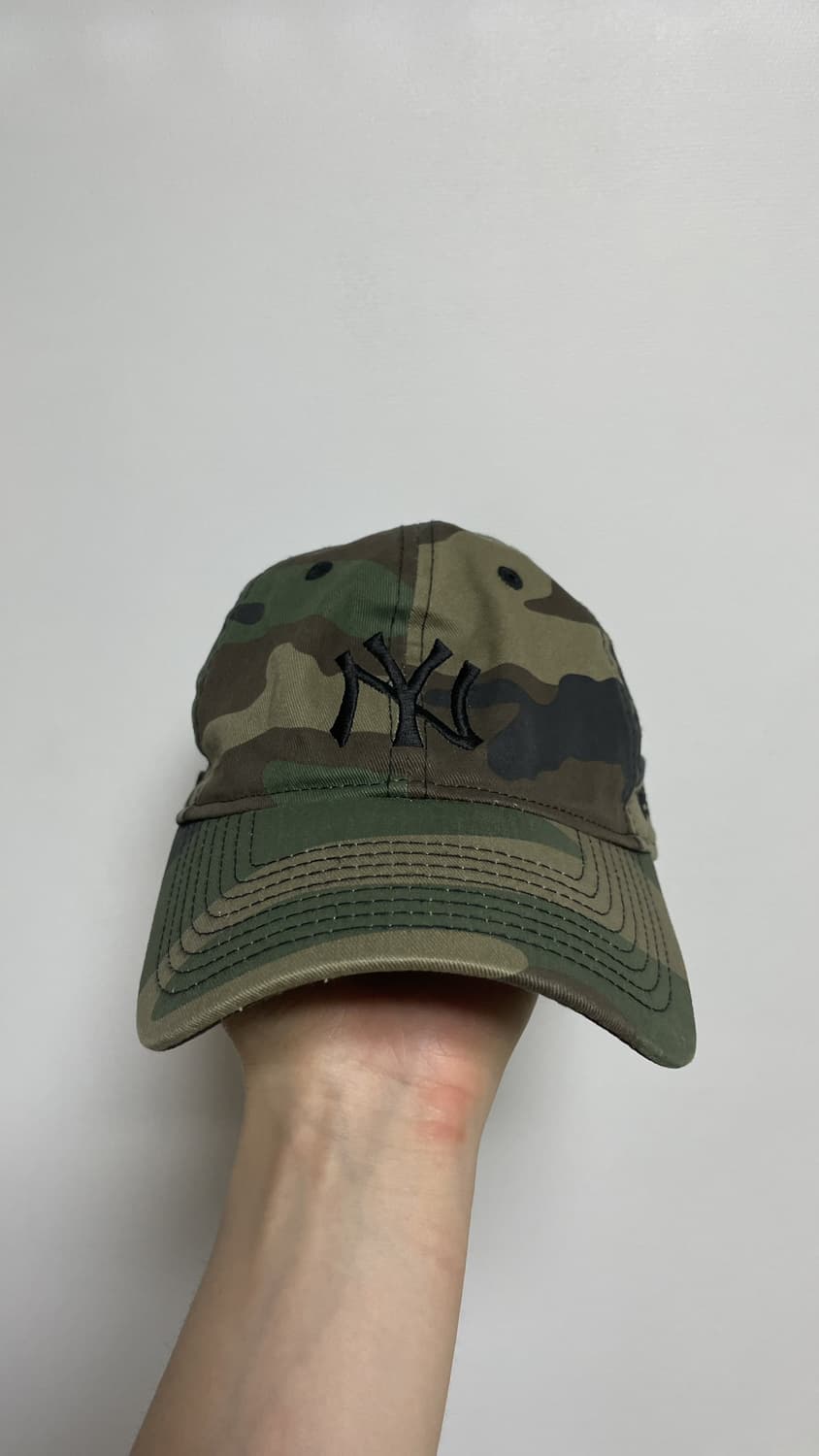 디스이즈네버댓X뉴에라 카모 볼캡 상품이미지1