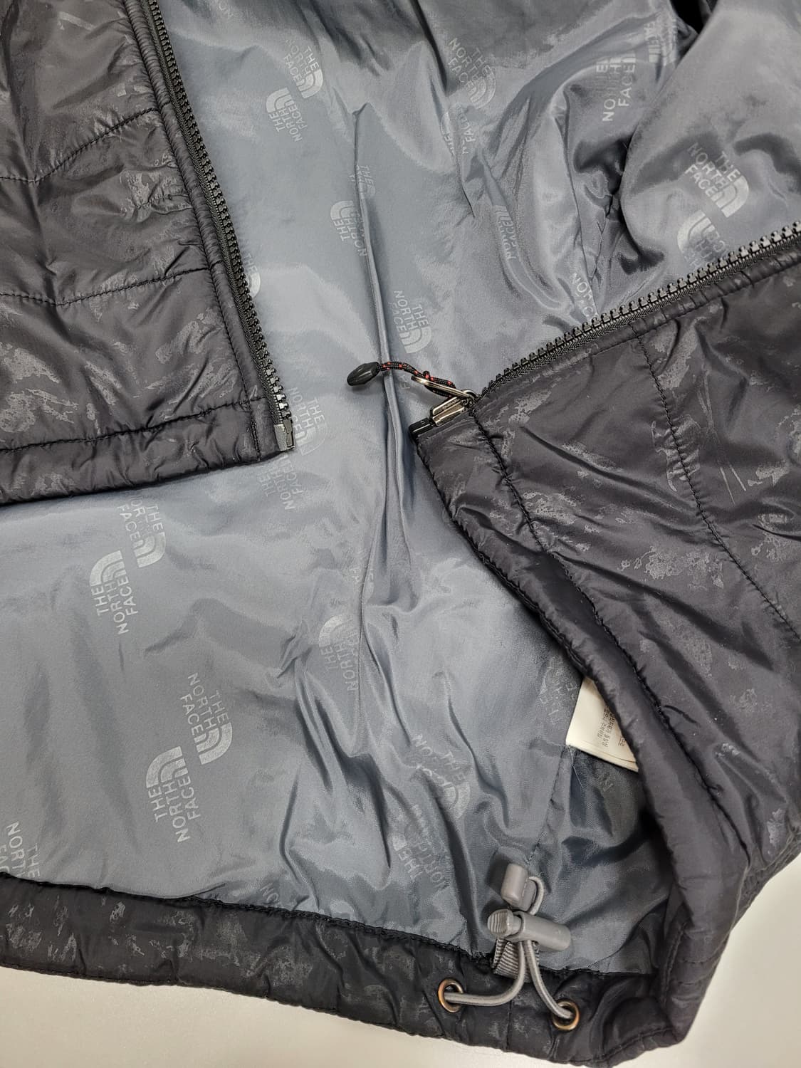 노스페이스 경량 패딩 / 남 100 블랙  상품이미지7