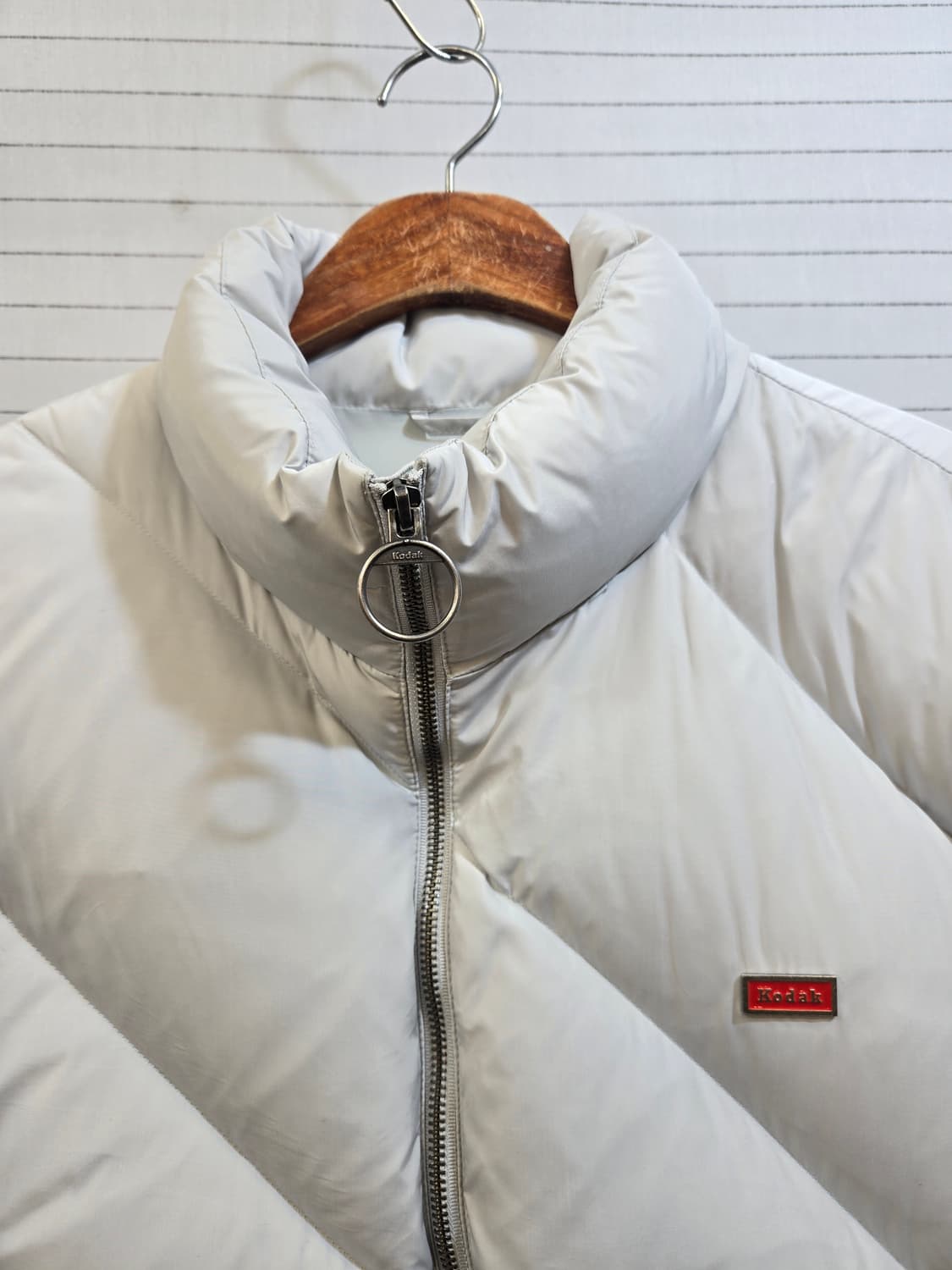 코닥 디아고날 다운 자켓 라이트 그레이 상품이미지3