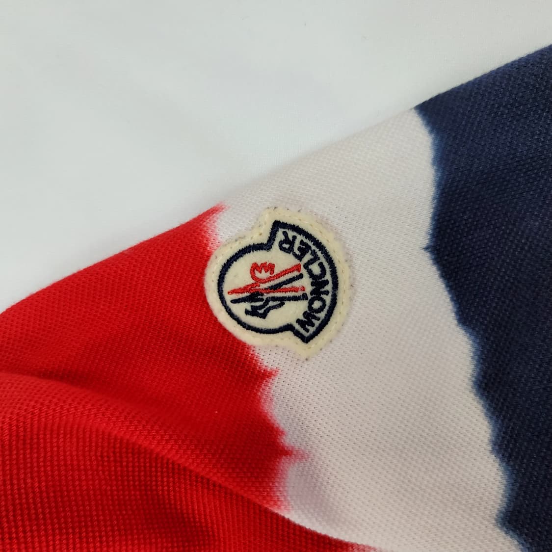 몽클레어그라데이션티셔츠 상품이미지7