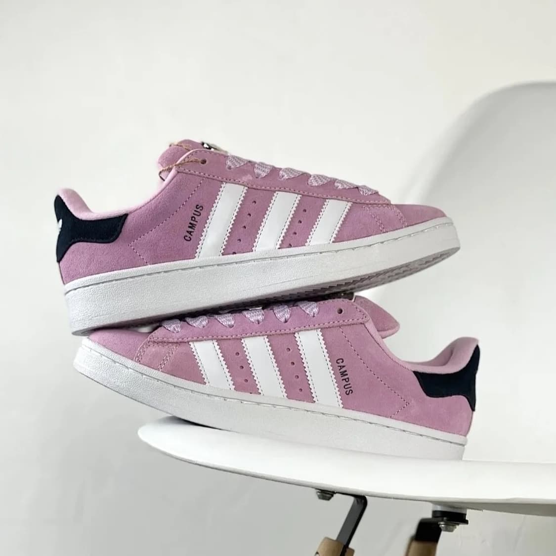 아디다스 캠퍼스 00s 스웨이드 핑크 상품이미지1