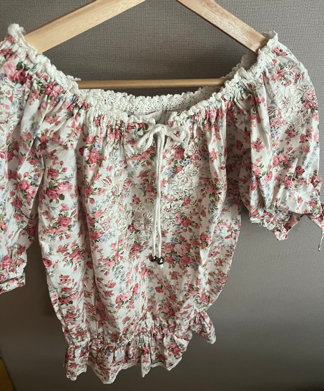 리즈리사 블라우스/오프숄더 상품이미지1