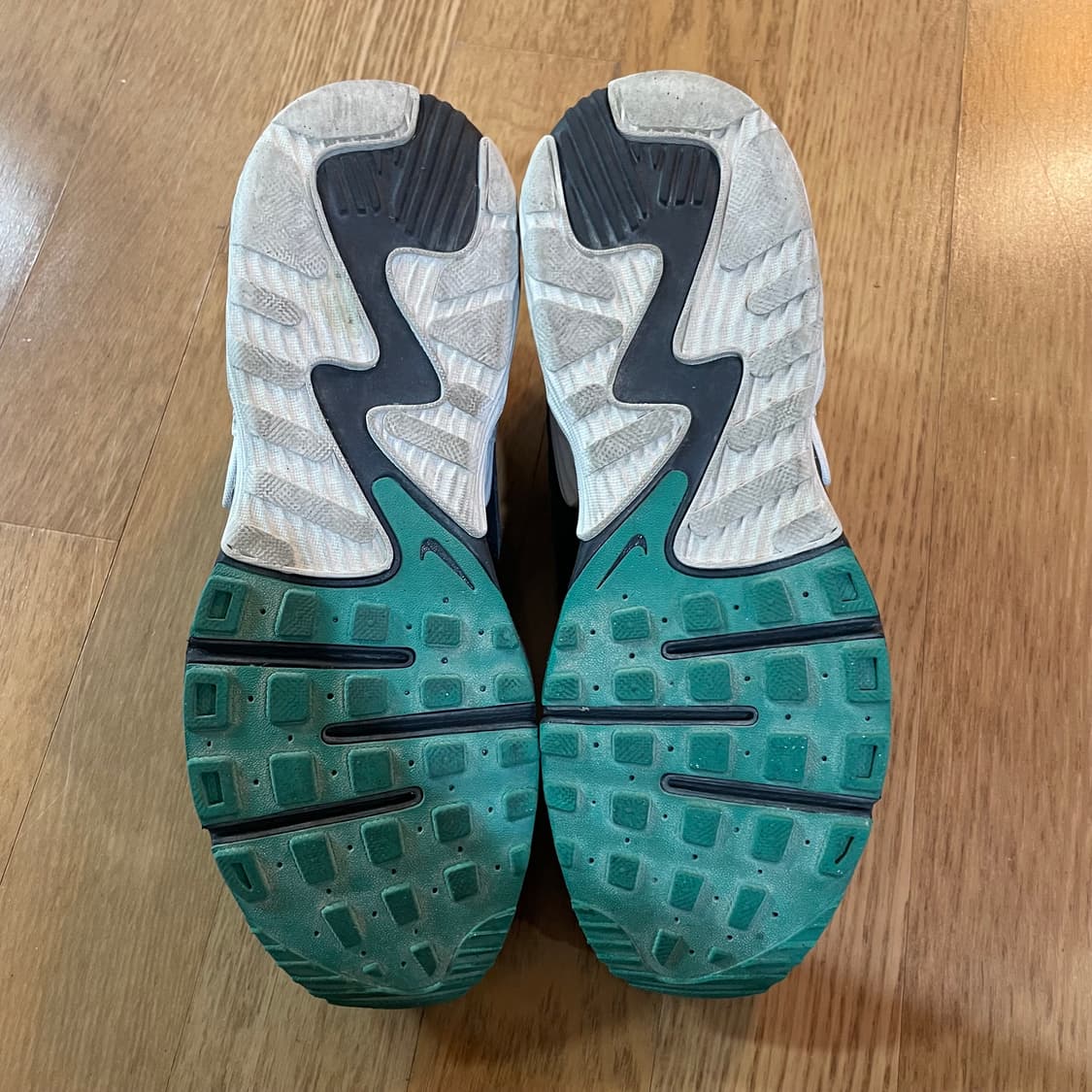 나이키 에어맥스 엑시 운동화 250 상품이미지8