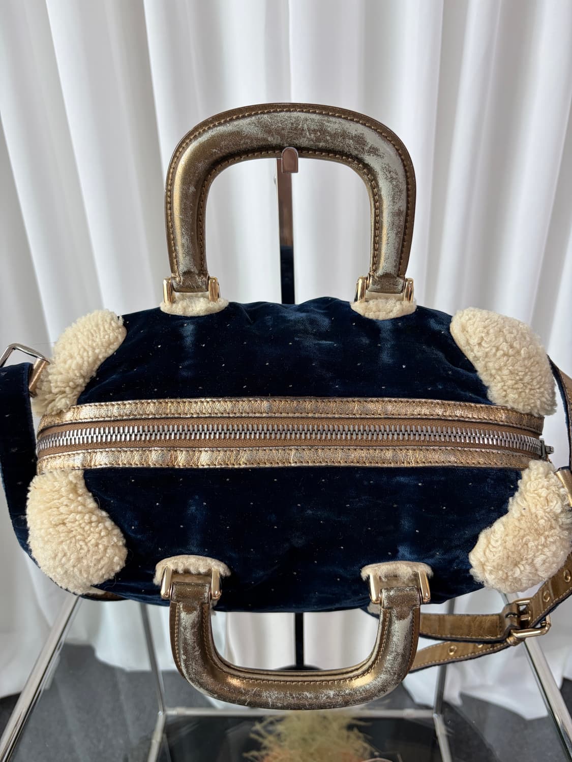 펜디 벨벳 & 셔링 숄더백 상품이미지5