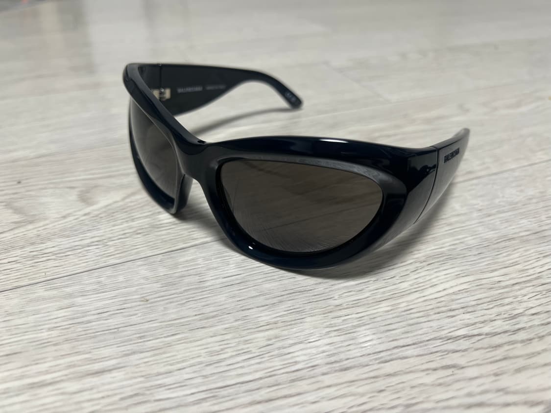 발렌시아가 wrap D프레임 선글라스 상품이미지1