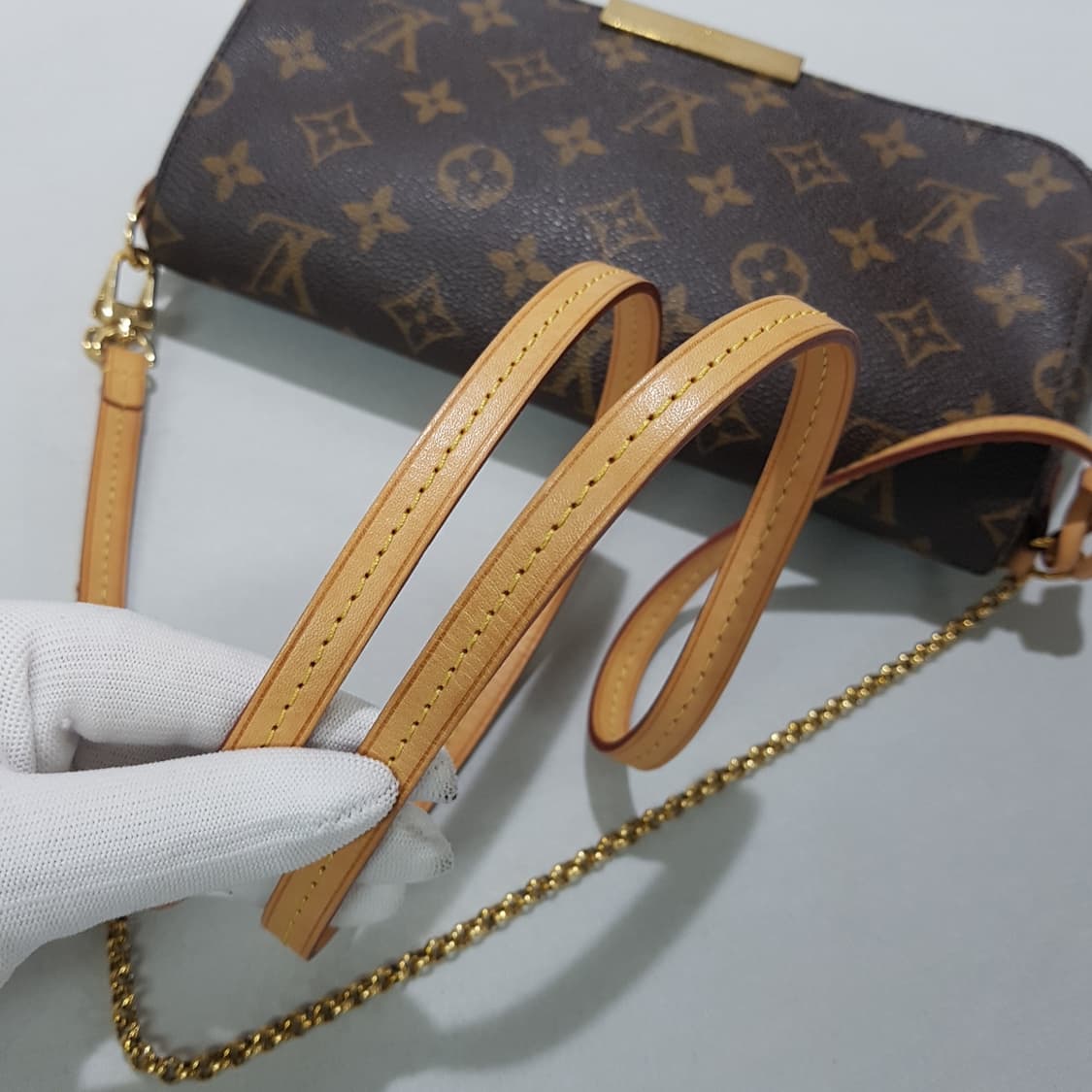 루이비통 모노그램 페이보릿 숄더 크로스백 MM 상품이미지7