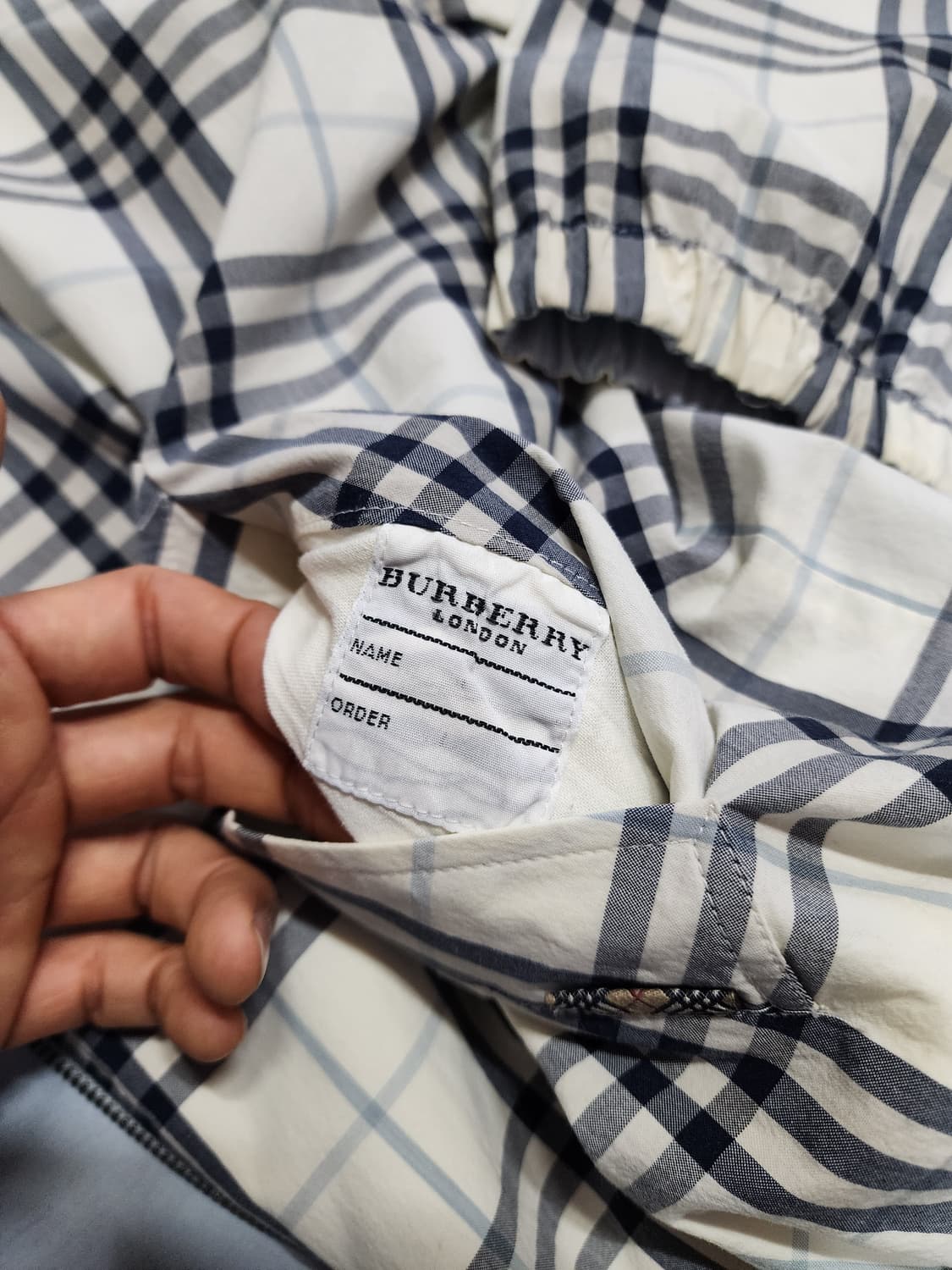 버버리 화이트 스카이블루 리버시블 노바체크  상품이미지9