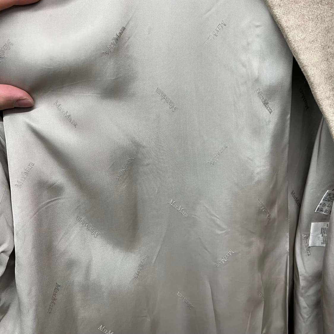 막스마라 베이지색 더블 버튼 코트 여M 상품이미지4