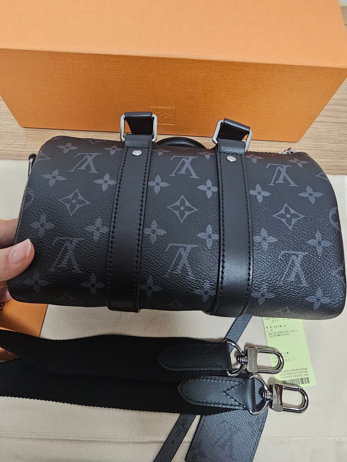 루이비통 이클립스 키폴25 반둘리에 신형 26년 상품이미지7