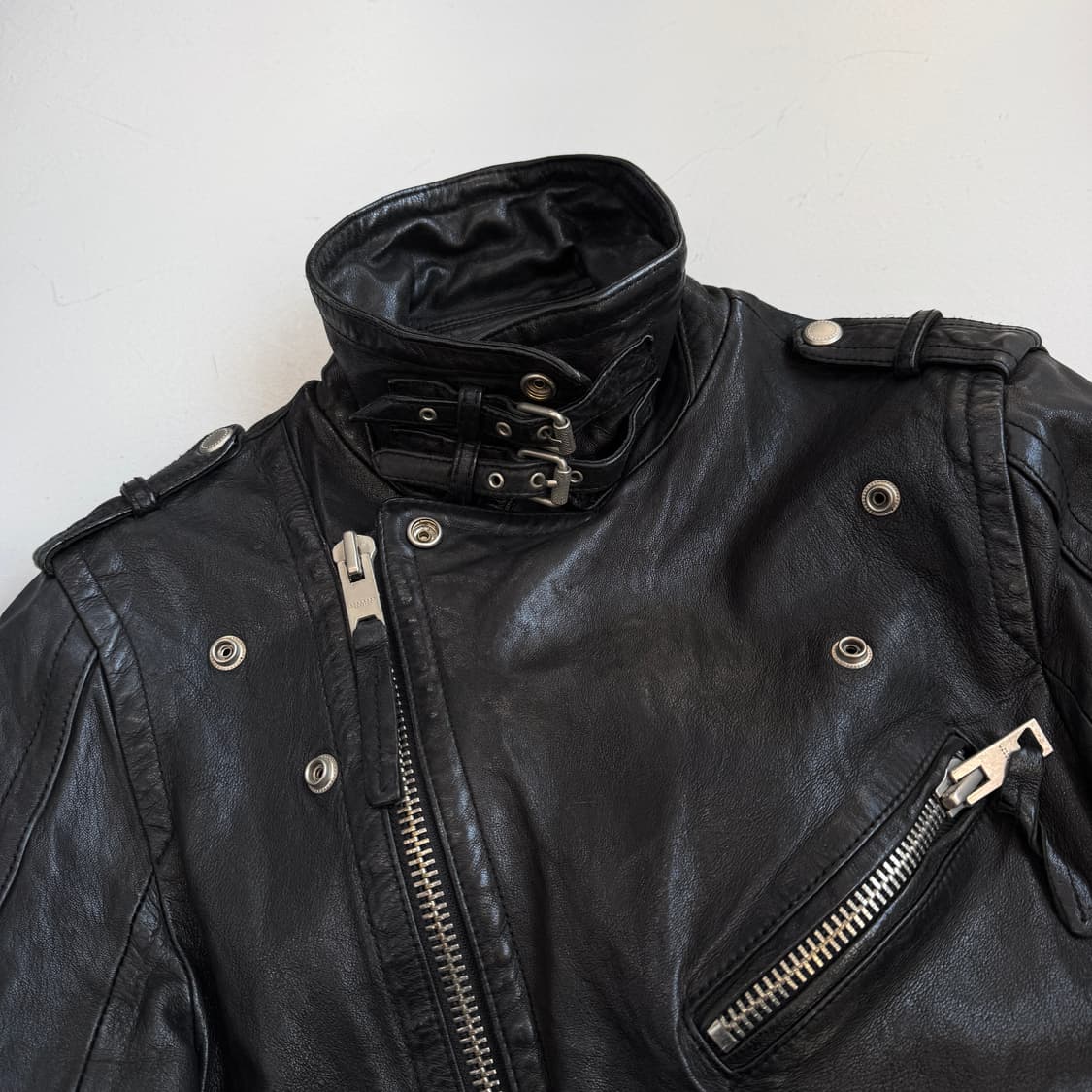 사선 바이커 하이넥 리얼레더 멀티지퍼 라이더 램스킨 가죽자켓 상품이미지4