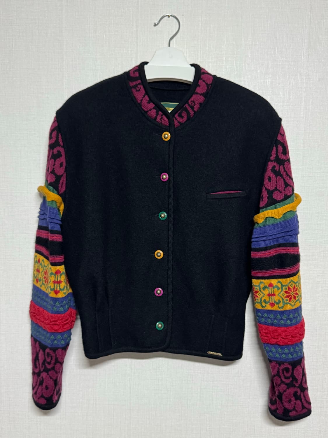 GEIGER 크롭 울 니트 가디건 남여공용 상품이미지1