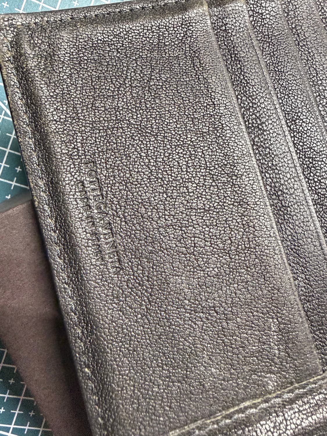 보테가베네타 인트레치아토 반지갑 / 바이컬러 / 저렴판매 상품이미지4