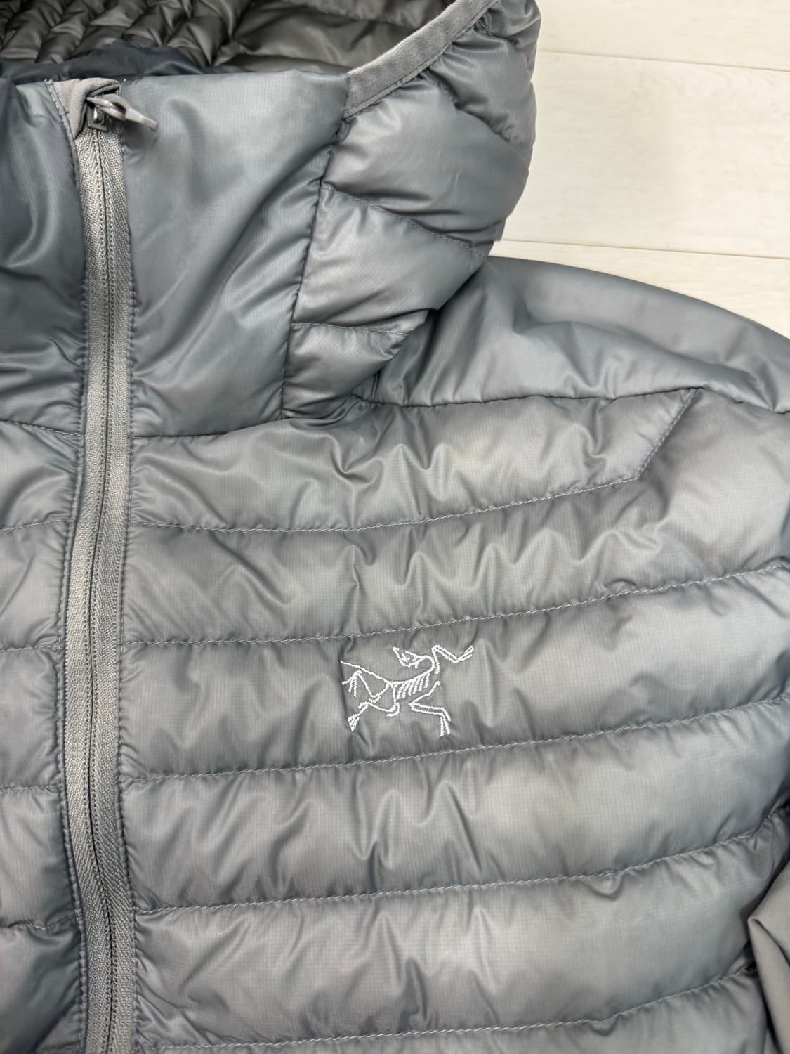 아크테릭스 세륨 하리브리드 L 사이즈 그레이색상  진짜 실물 고급스럽습니 상품이미지2