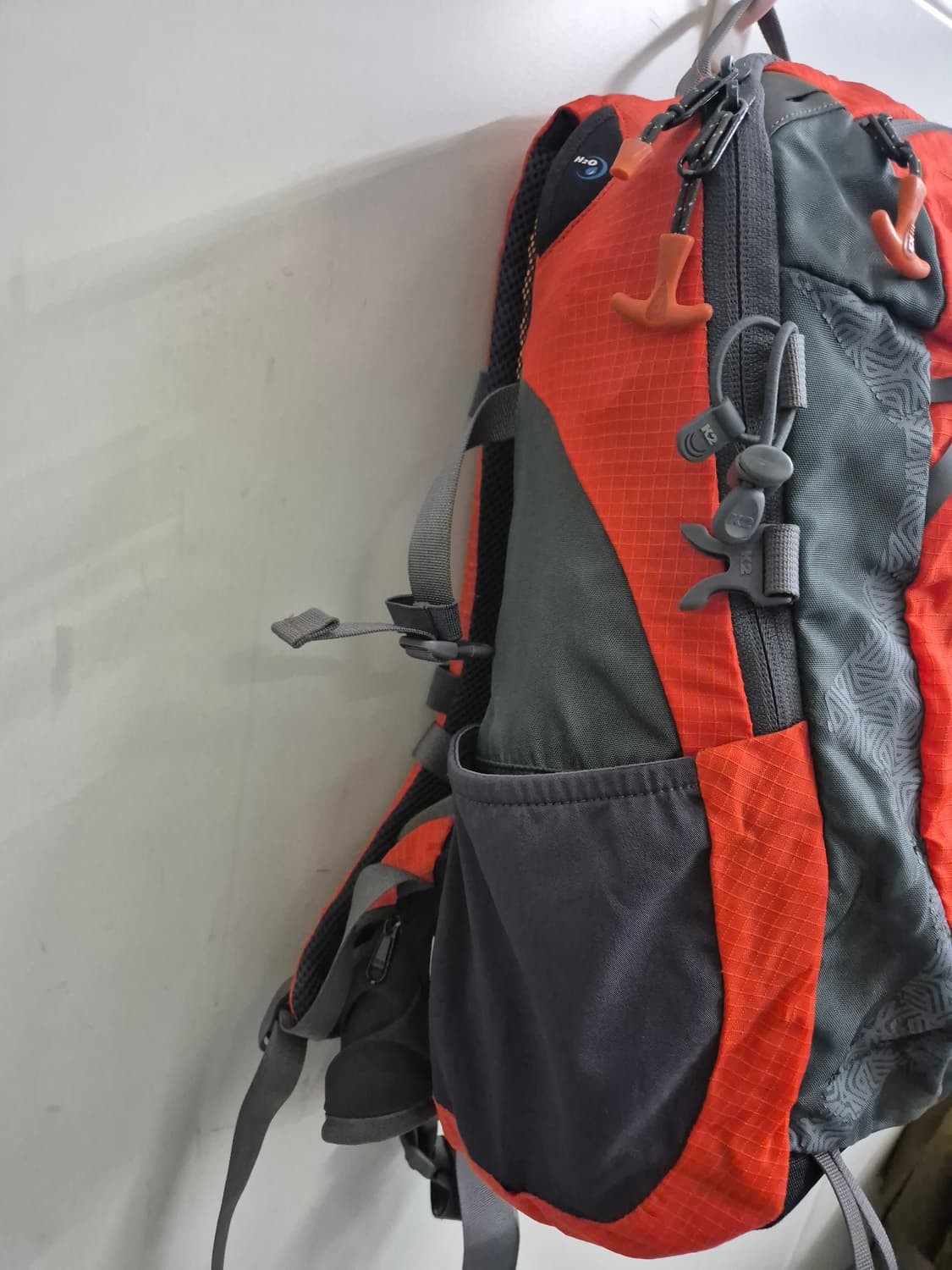 K2 등산 배낭 오렌지/회색 20-30L 상품이미지3