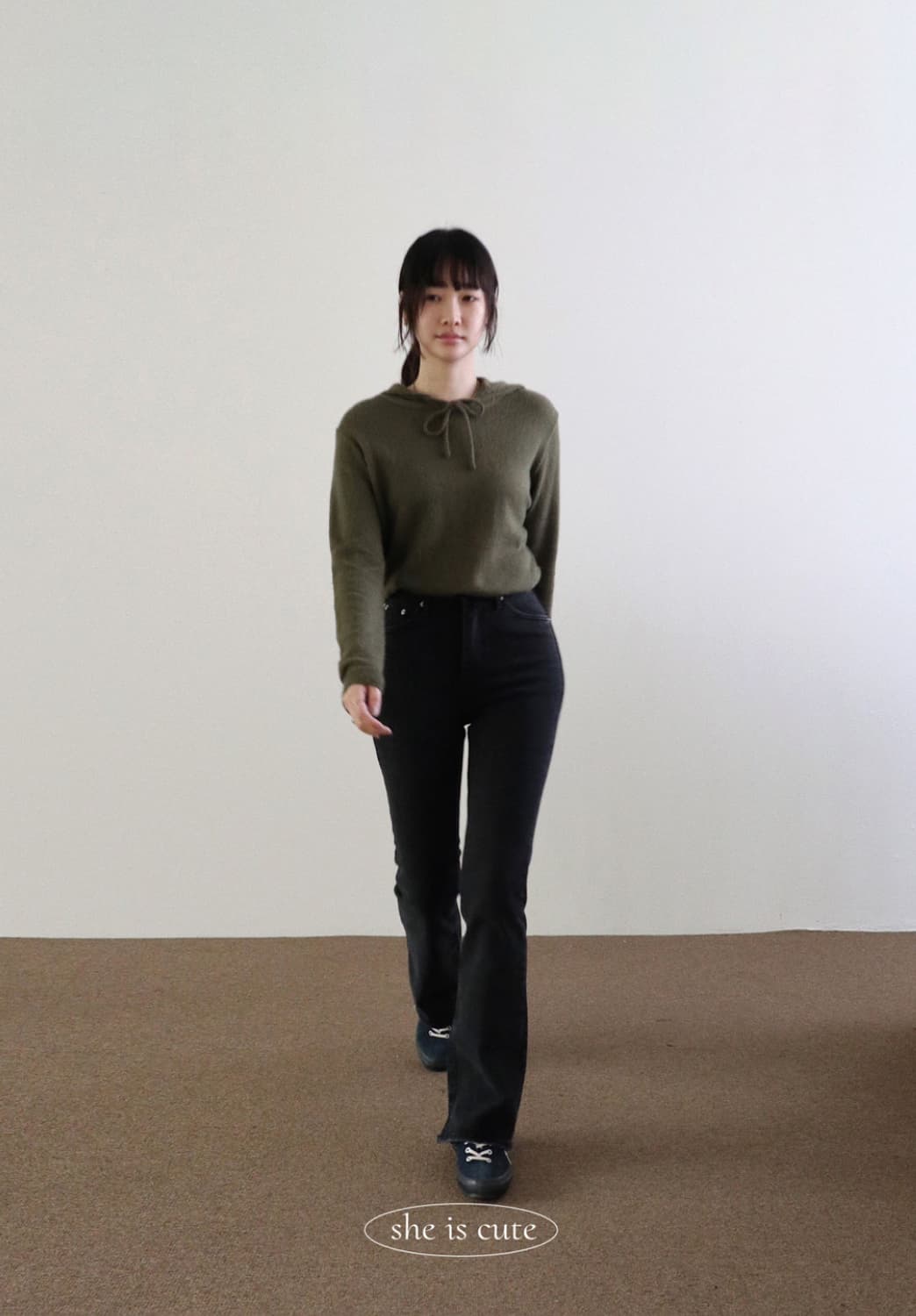 쉬이즈큐트 블랙슬릿진 2사이즈 1번착용 상품이미지1