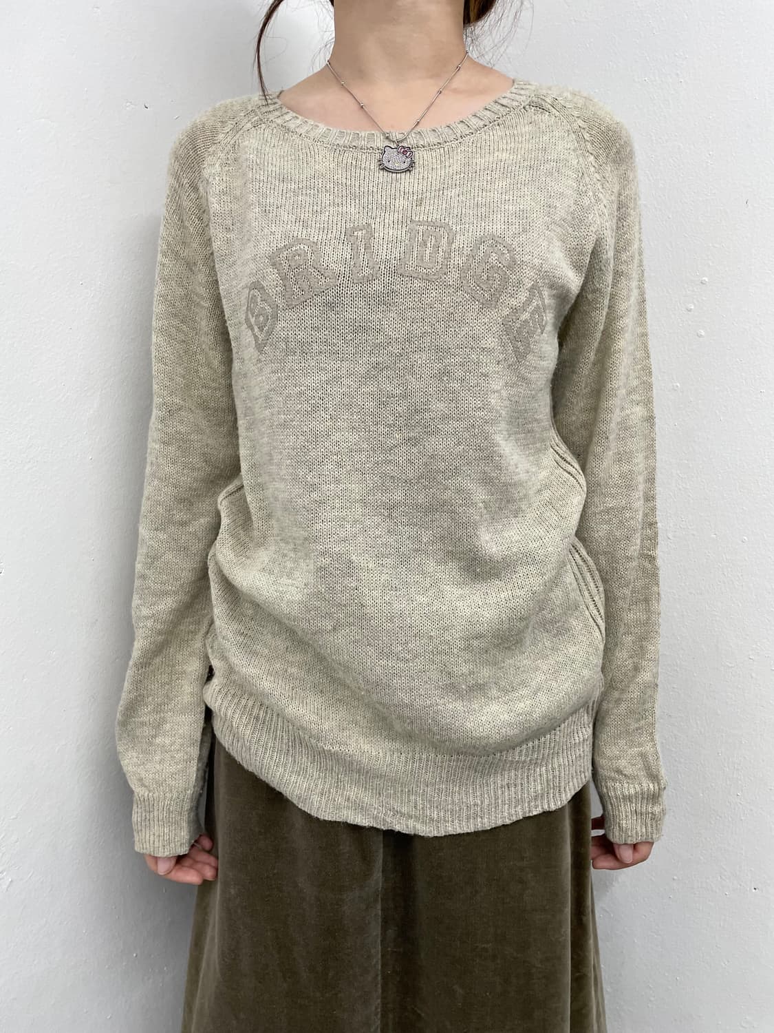 모리 루즈 레터링 니트 상품이미지1