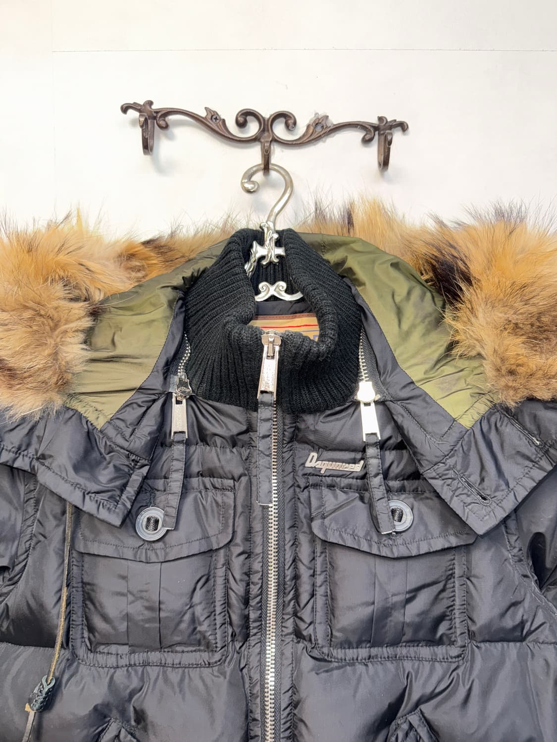 Dsquared 2 Coal Miner Raccoon Fur 패딩  상품이미지3