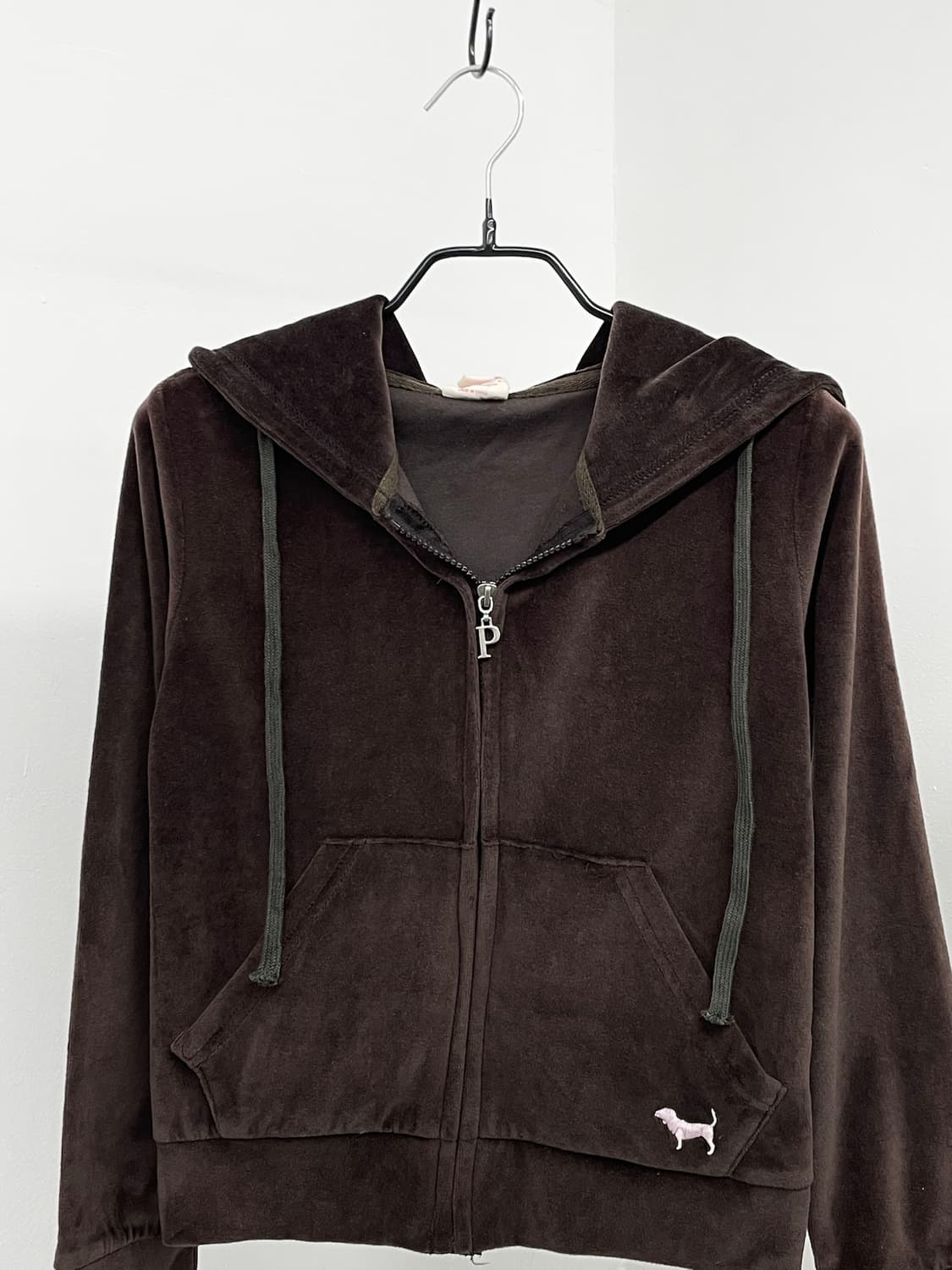 브라운 벨벳 핑크 로고 집업 상품이미지6