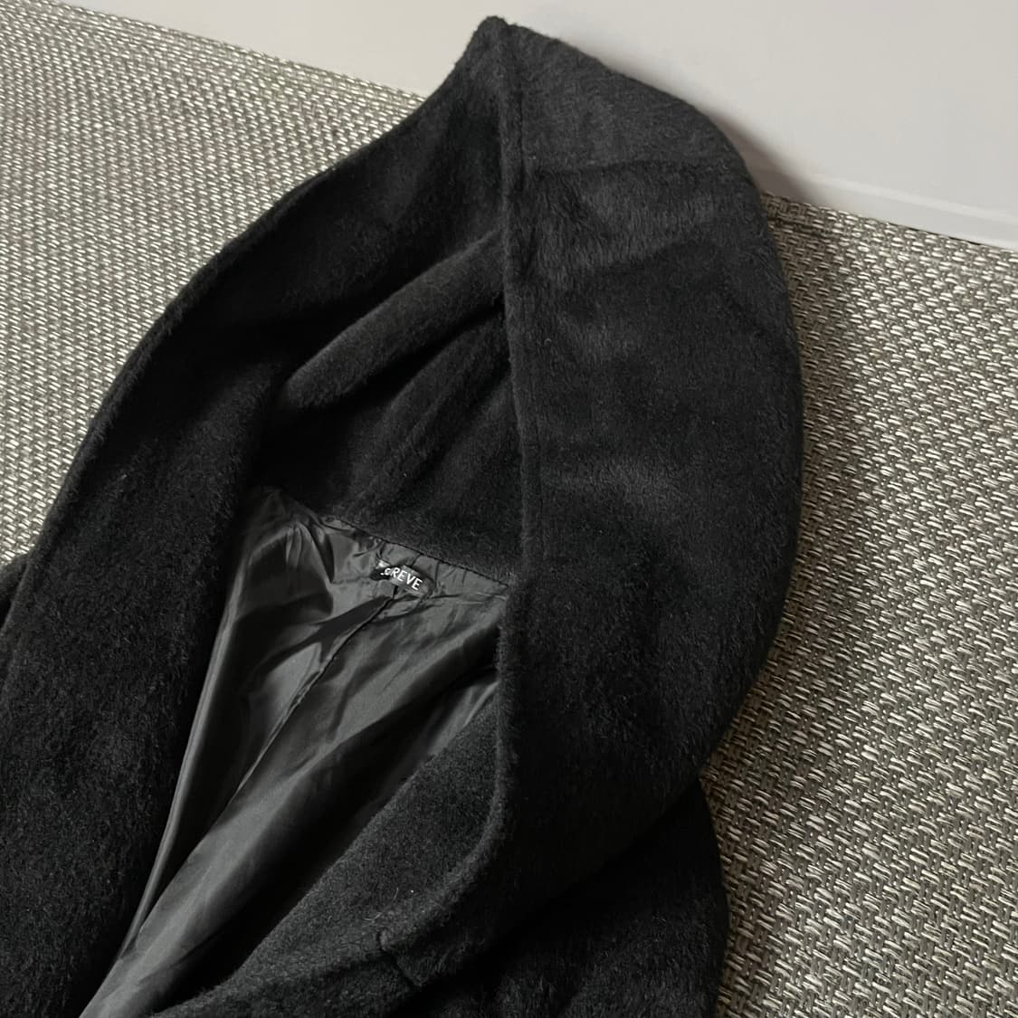 SUREVE 블랙 벨트 숄 코트 상품이미지4