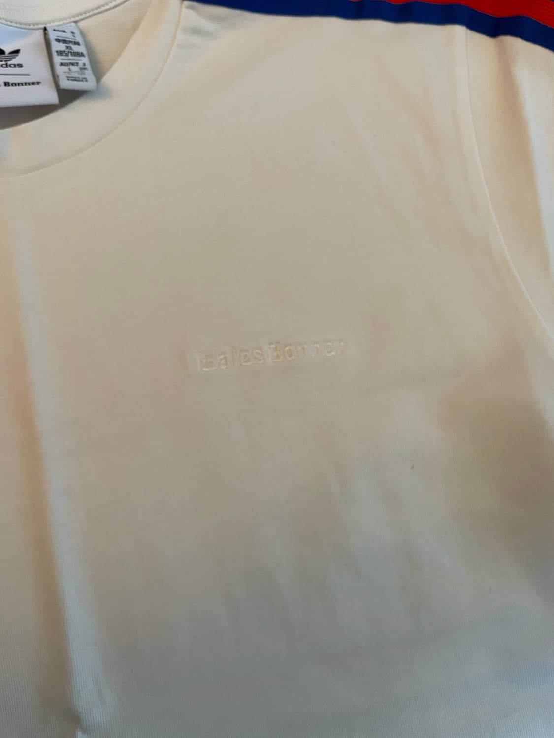 웨일즈보너 x 아디다스 반팔 L 상품이미지2