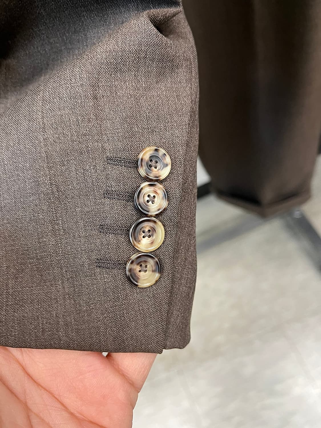 100-105,33) 버버리 브라운 셋업슈트  상품이미지3