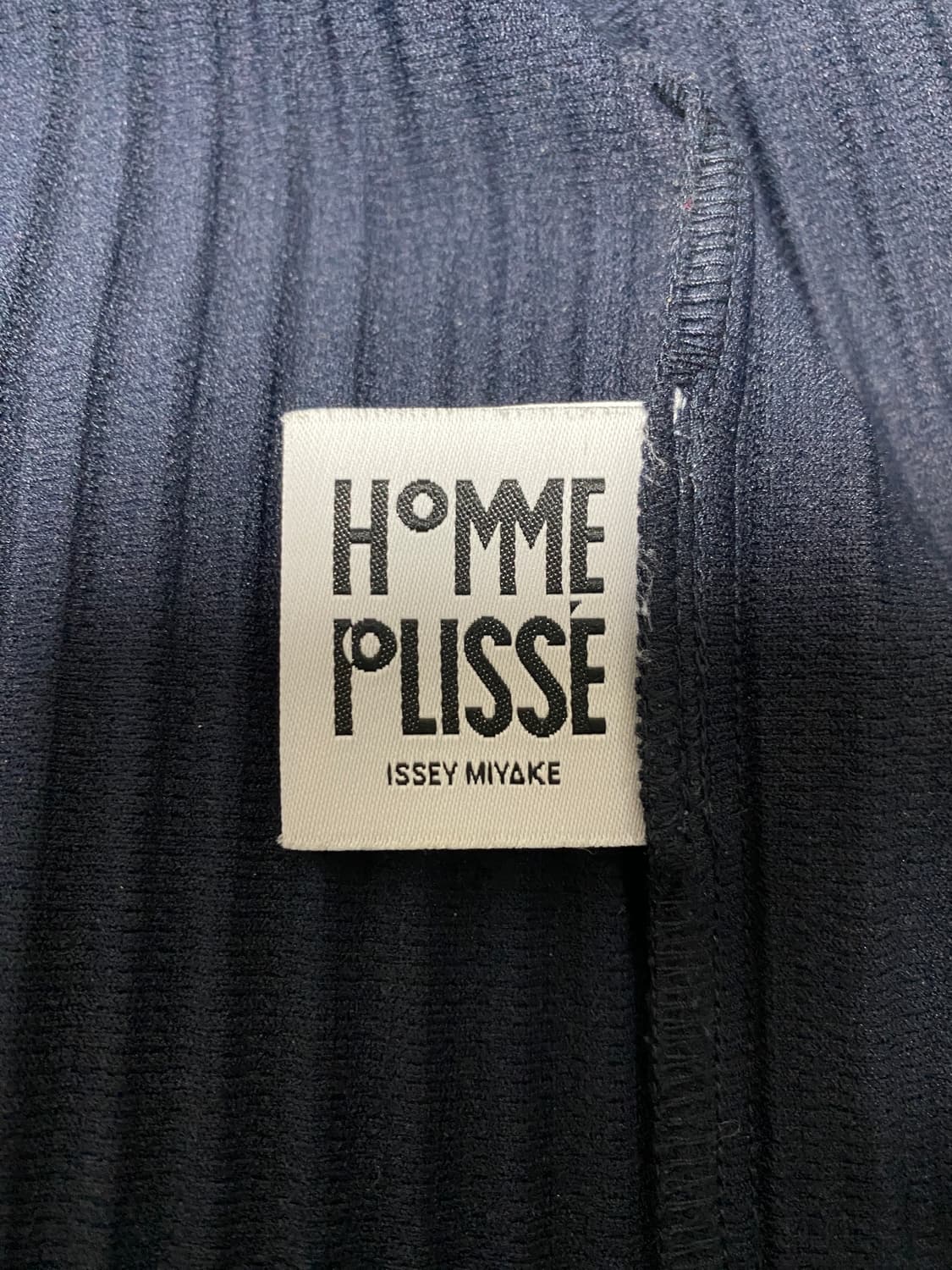 옴므플리세 베이직 반팔 네이비 3 상품이미지4