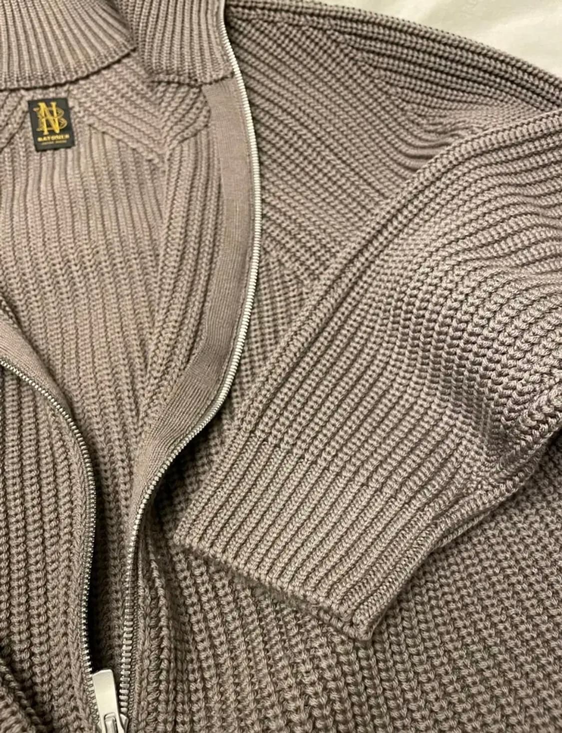 바토너 FW23 시그니처 드라이버 니트 월넛 3사이즈 상품이미지5