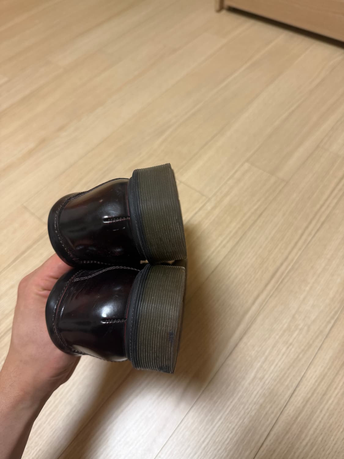 uk7,260) 119,000원 닥터마틴 아드리안 아카디아 체리레드 로퍼 상품이미지5