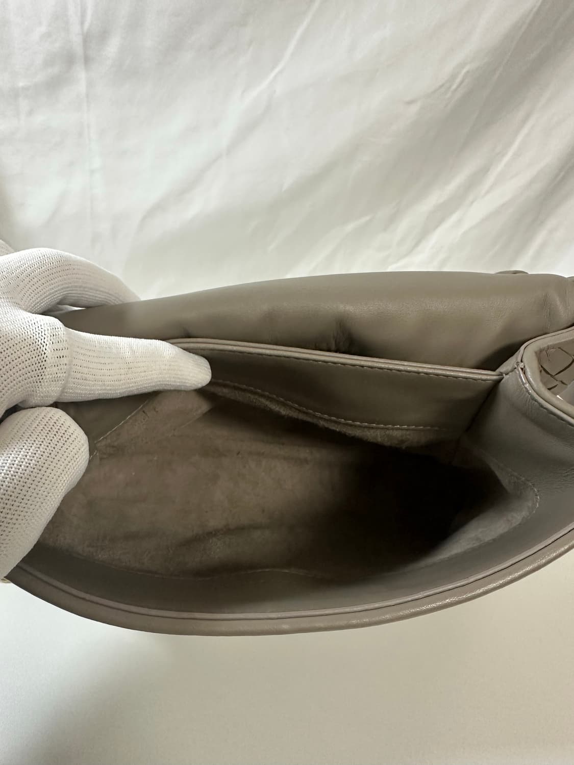 보테가베네타 올림피아백 라이트그레이 (OS) 상품이미지8