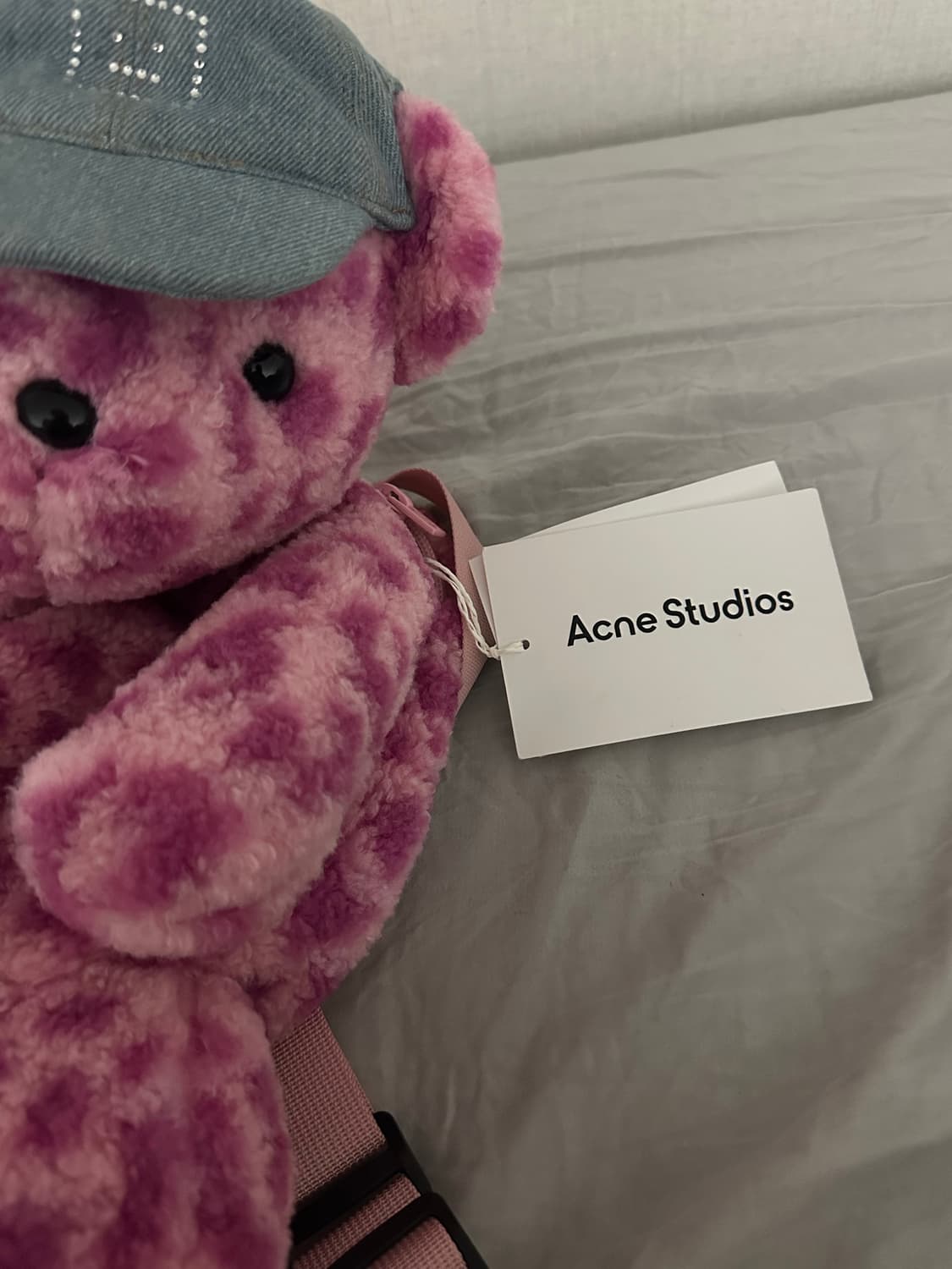 아크네 스튜디오 테디 백팩 핑크 상품이미지3