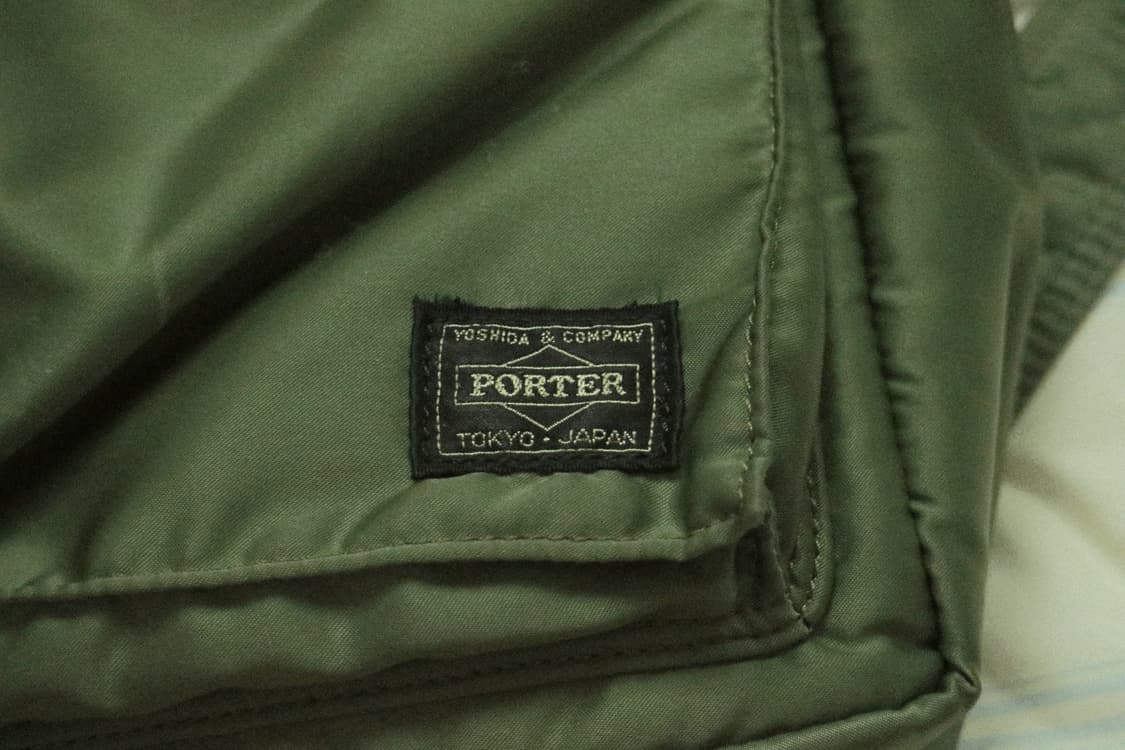 포터 탱커 브리프케이스 세이지 그린 상품이미지2