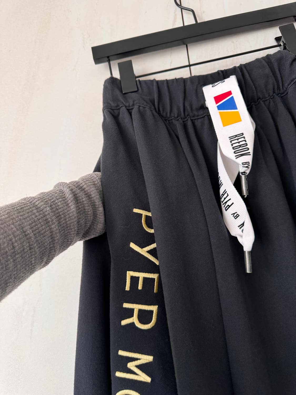 텍있는 새상품 리복 Pyer Moss 콜라보 포켓스커트 XS(44,55사 상품이미지7