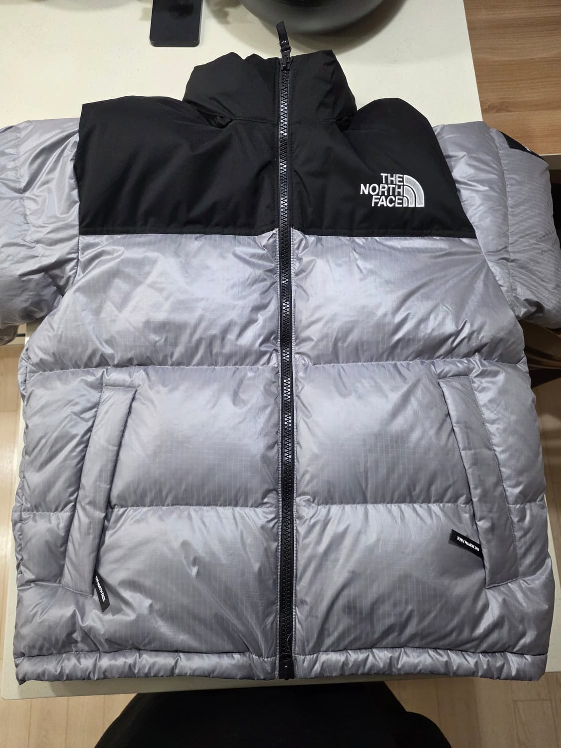 노스페이스 화이트라벨  눕시
사이즈 L 상품이미지2