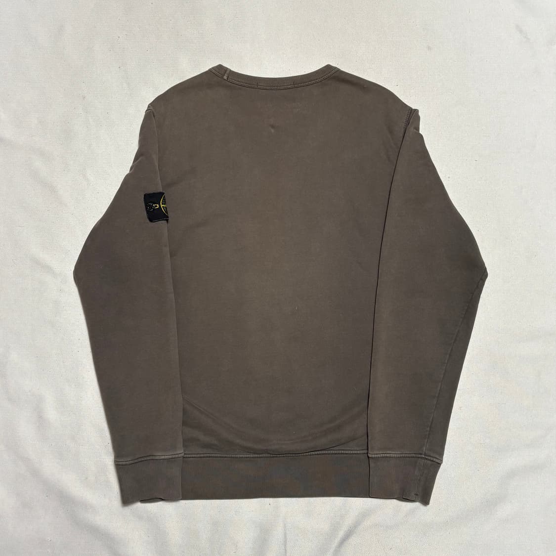 M 스톤아일랜드 와팬패치 브라운 맨투맨 상품이미지3