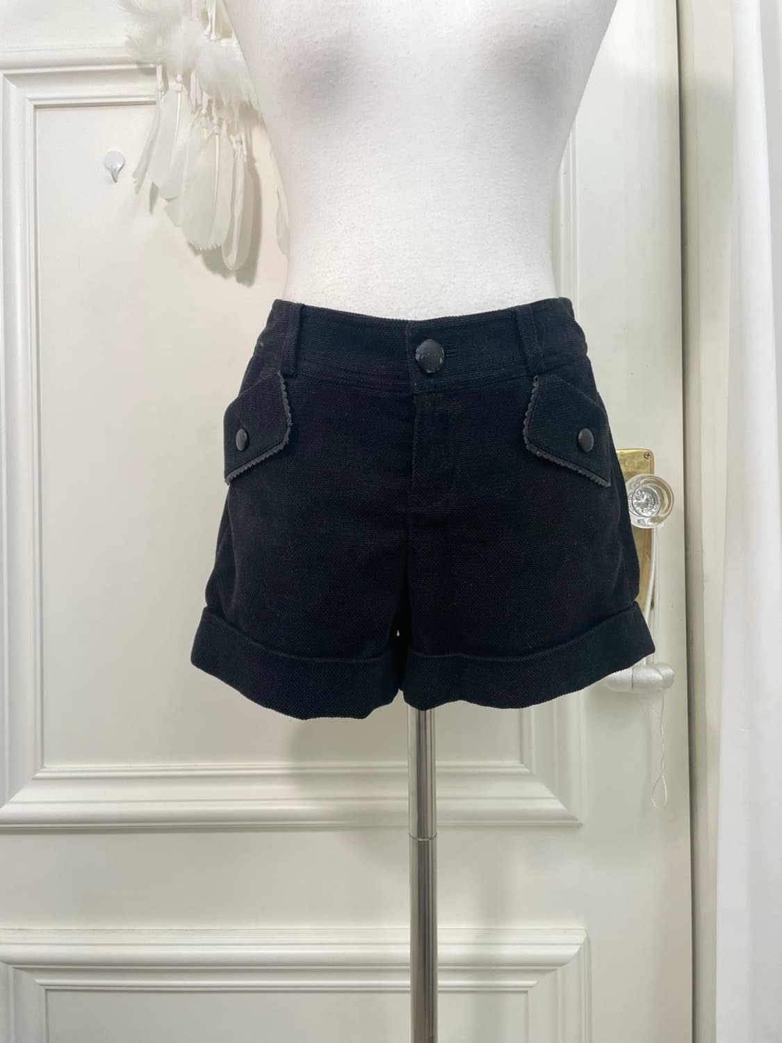 PRIVATE LABEL black leather button bow p 상품이미지5