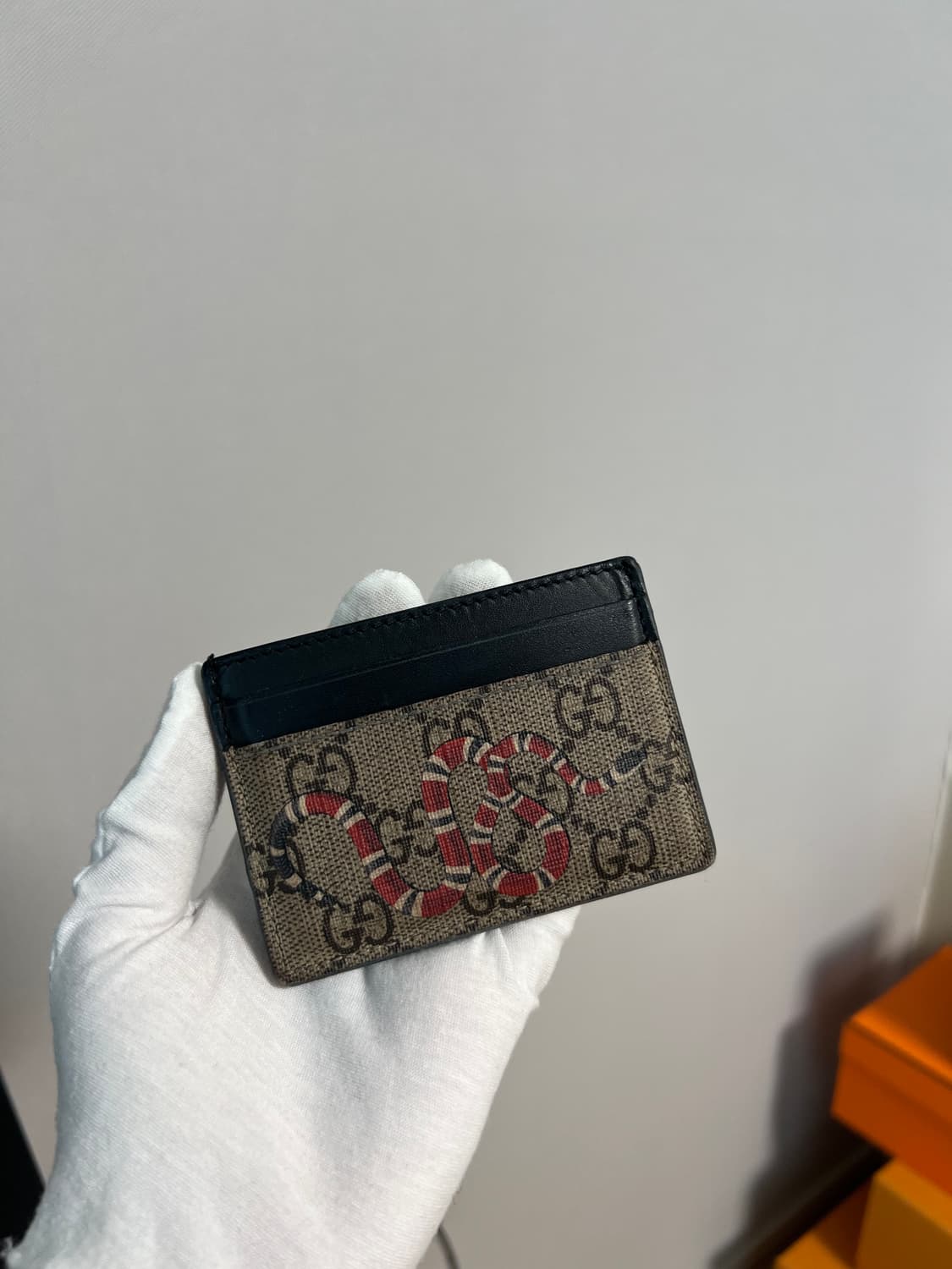 구찌 스네이크 카드지갑 상품이미지1