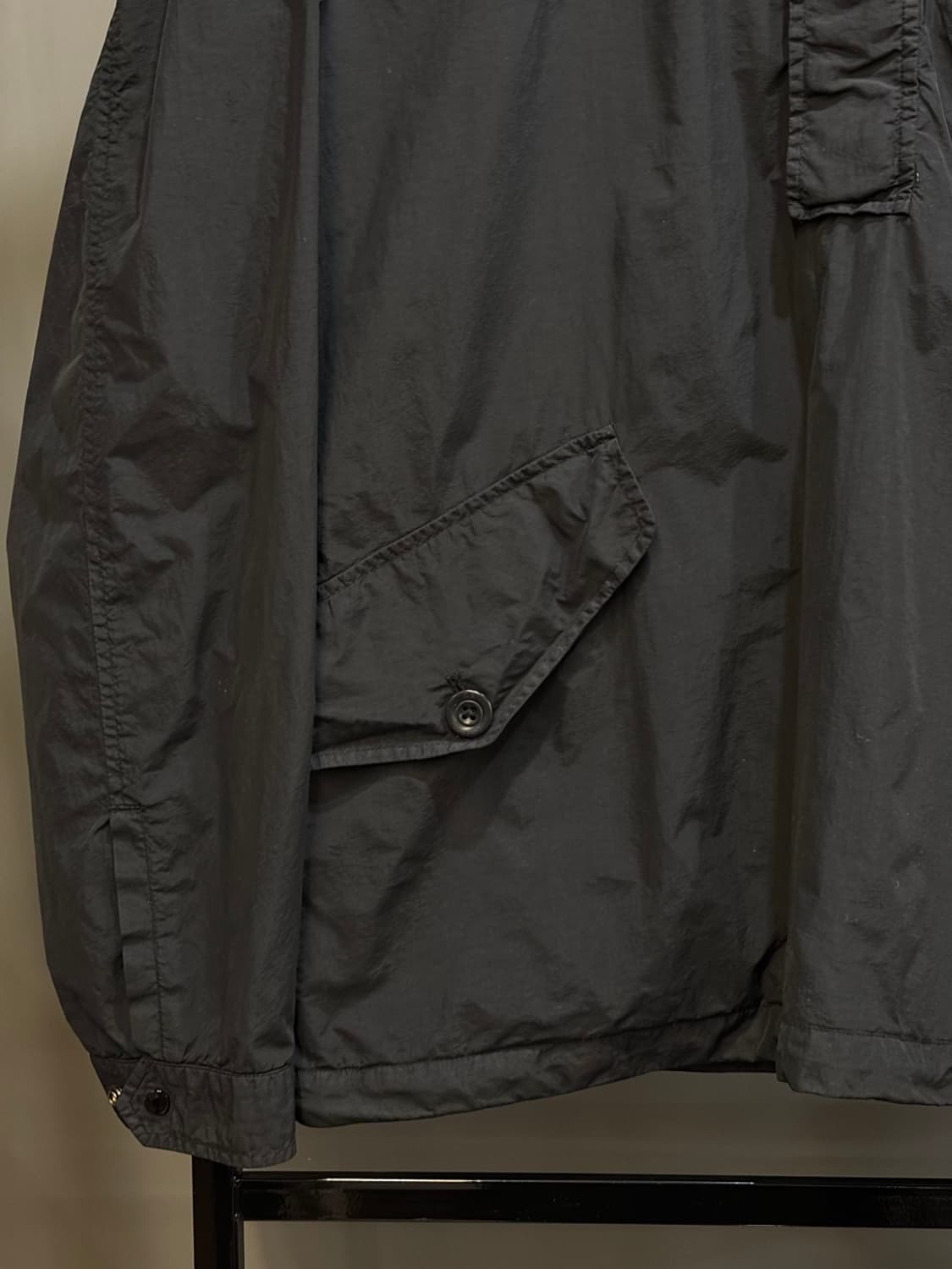 (L) CP컴퍼니 플랫 나일론 아노락 블랙 35.0 상품이미지4