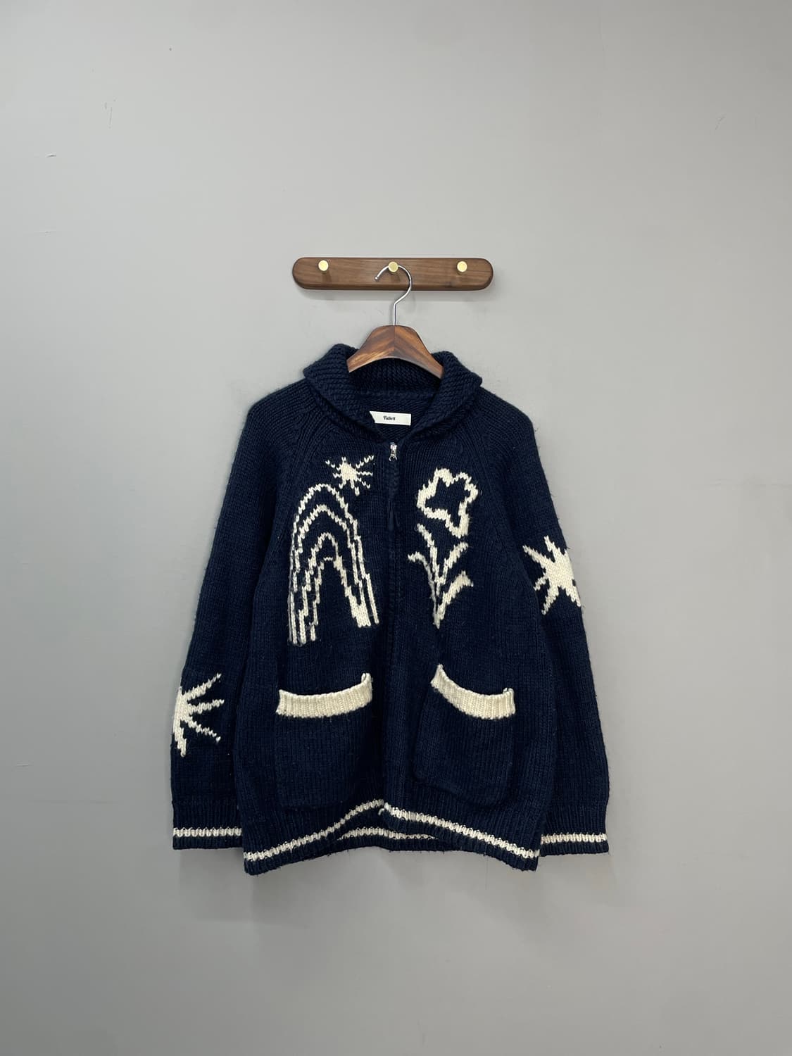 팔렛 드로잉 가든 카우치 네이비 니트 집업 H968 상품이미지3