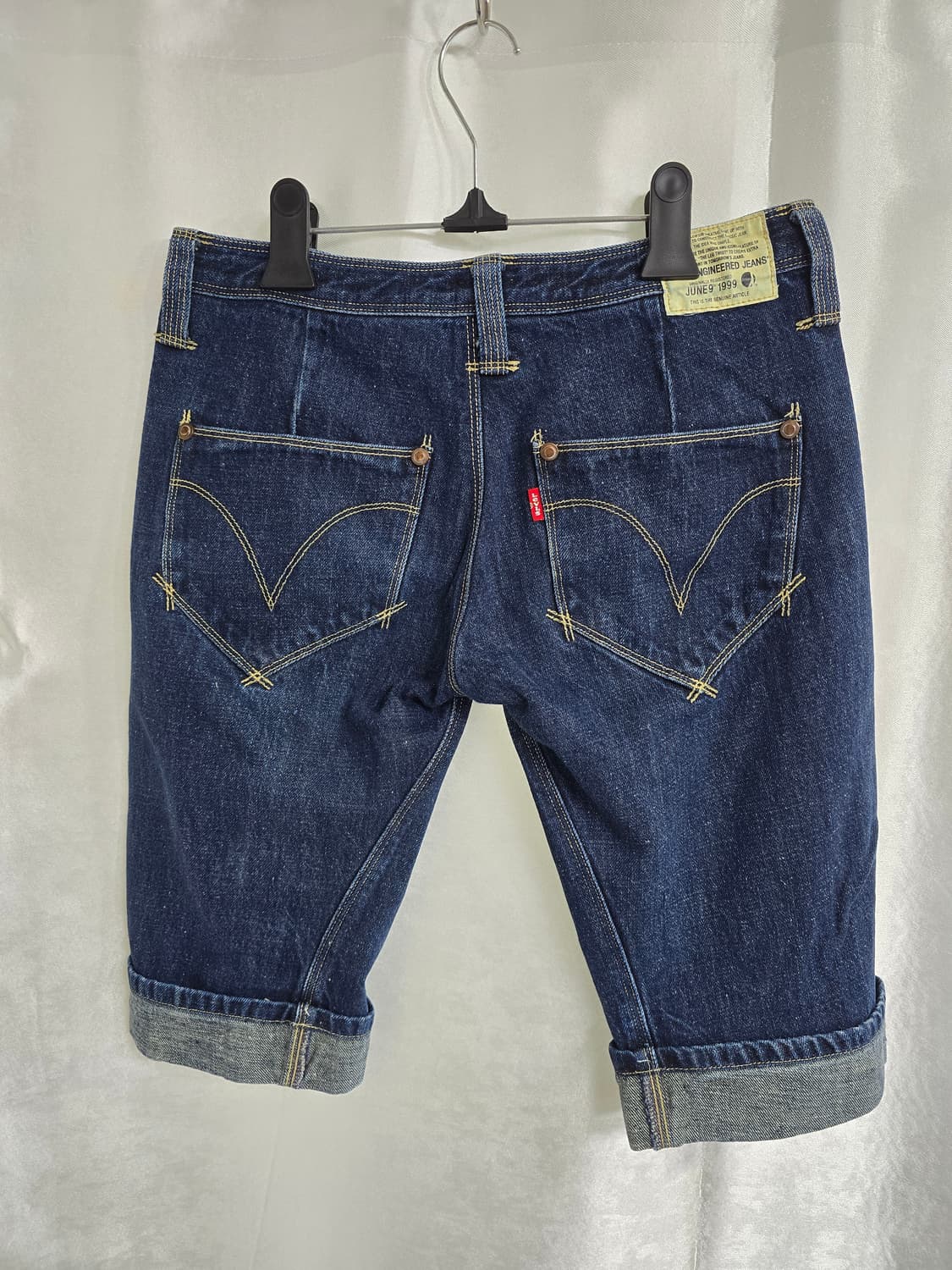 리바이스 엔지니어드진 롤업 데님 5부 반바지 (1817) 상품이미지2