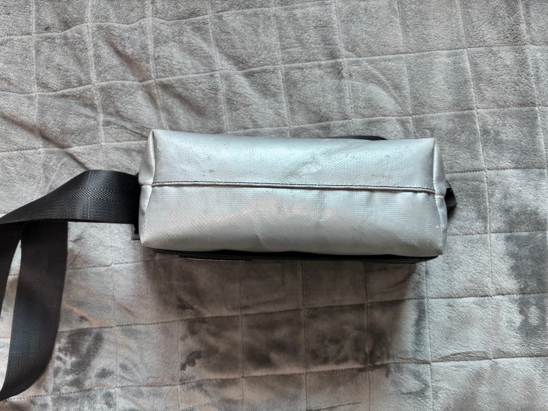 프라이탁 하와이파이브오 실버 블랙 상품이미지3