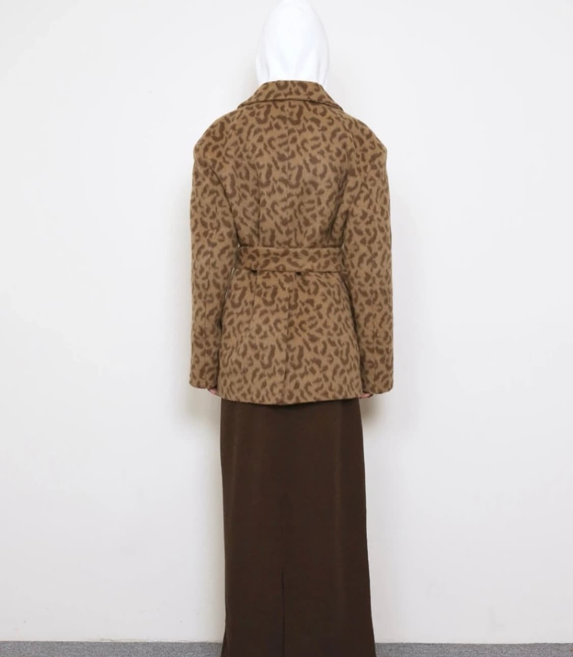 폴리수엠 레오파드 자카드 울코트 하프코트 울자켓 코트 상품이미지3