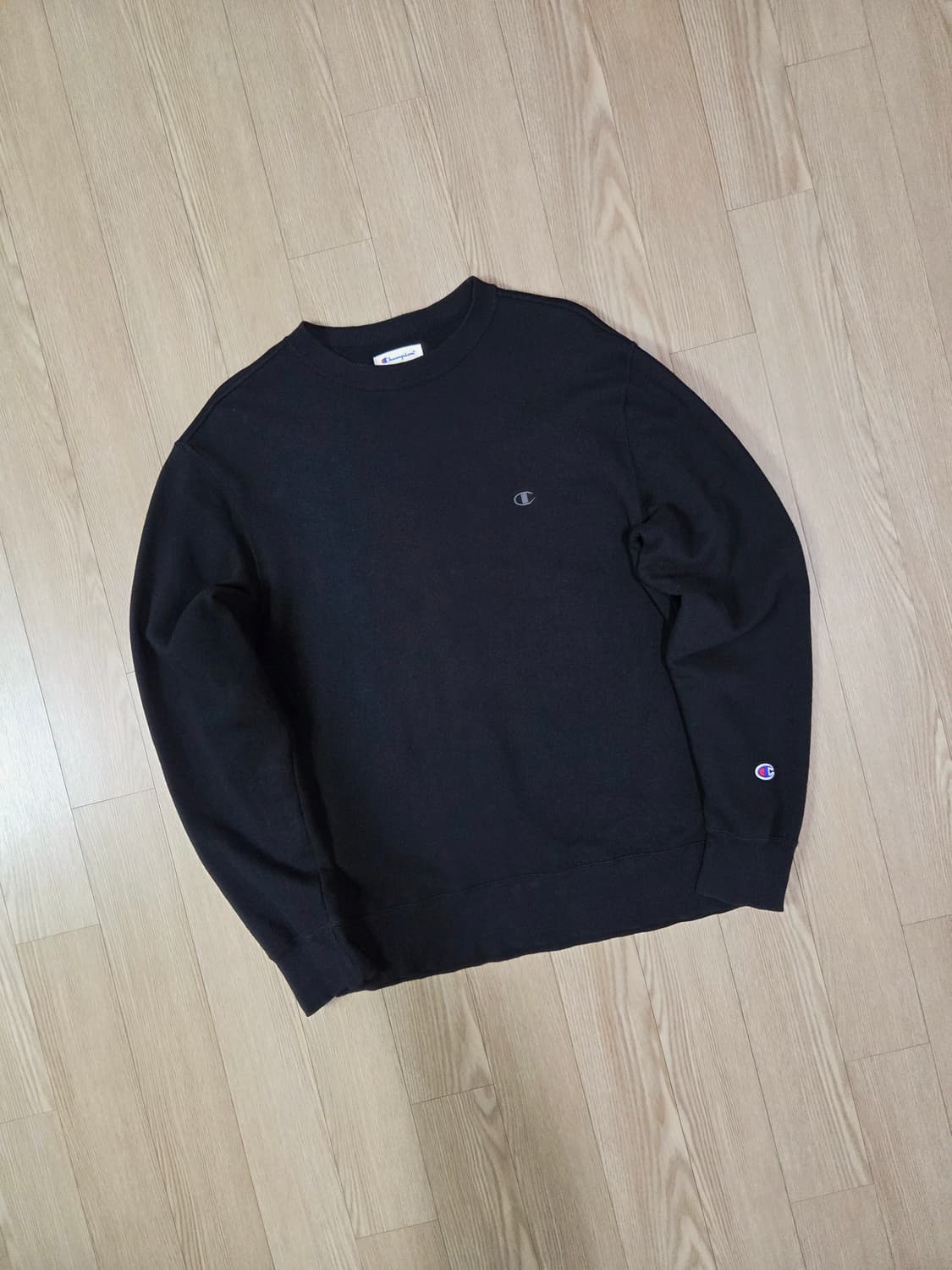 챔피온 러기드 블랙 맨투맨 티셔츠 상품이미지3