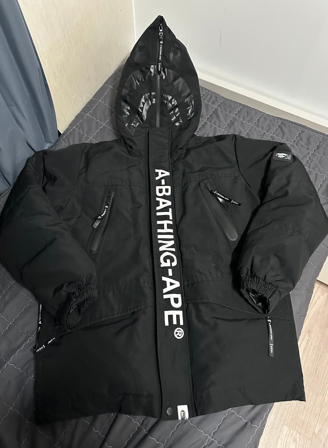 베이프 샤크 후드 패딩 블랙 XL 상품이미지1