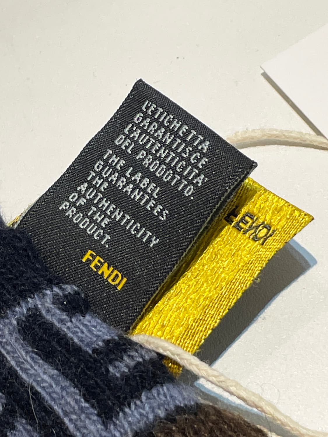 펜디 FENDI Italy 오리지널 울 숄 목도리 A1537 상품이미지9
