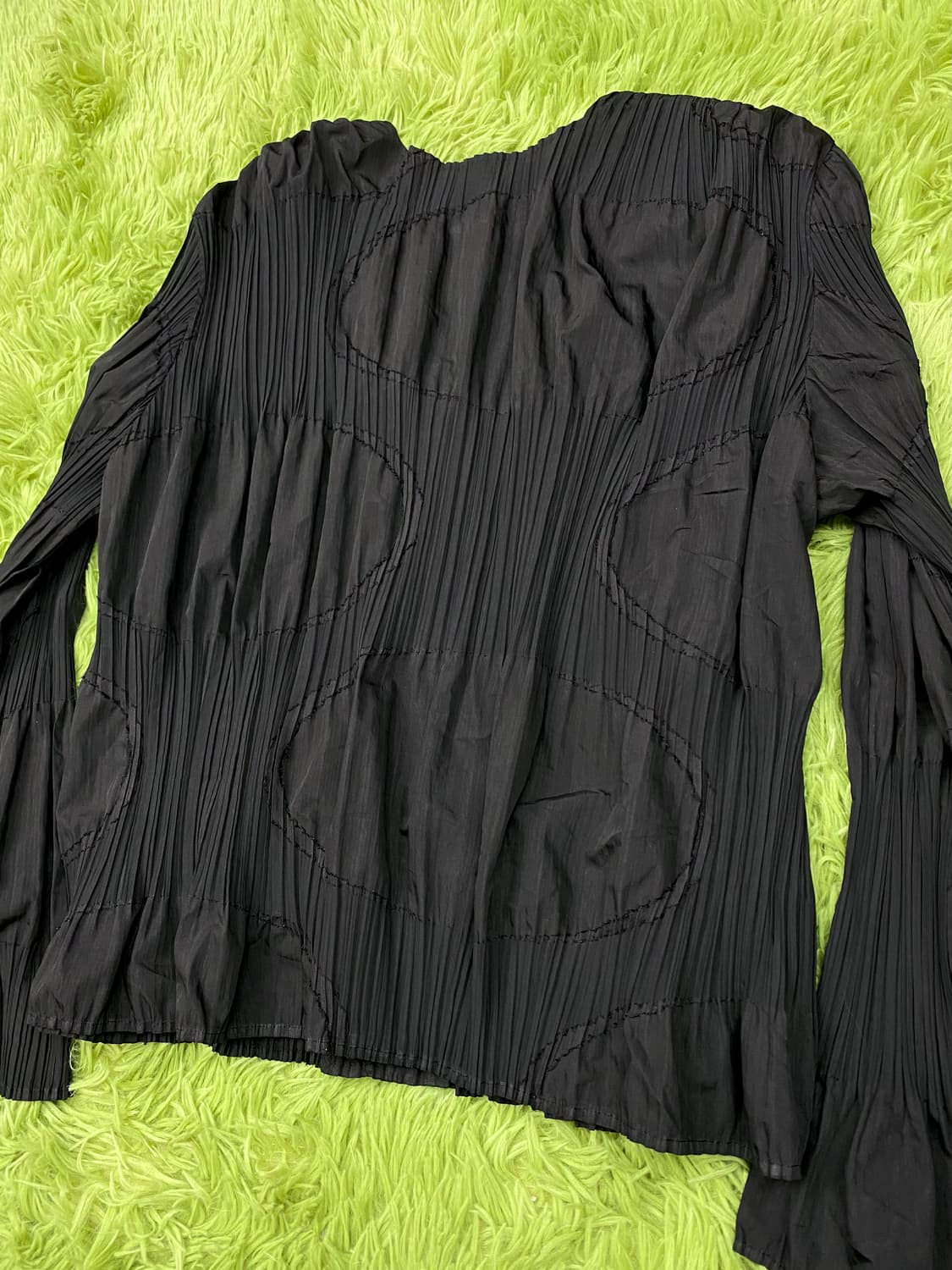 이세이 미야케 FETE 도트 스팟 플리츠 블라우스 상품이미지6