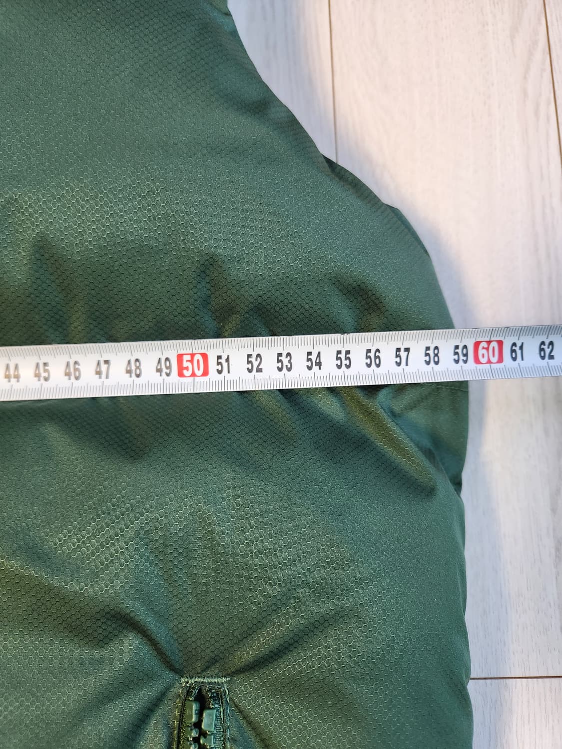 새상품급) 나이키 NSW 클럽 PrimaLoft® 남성 발수 패딩 베스트 상품이미지3