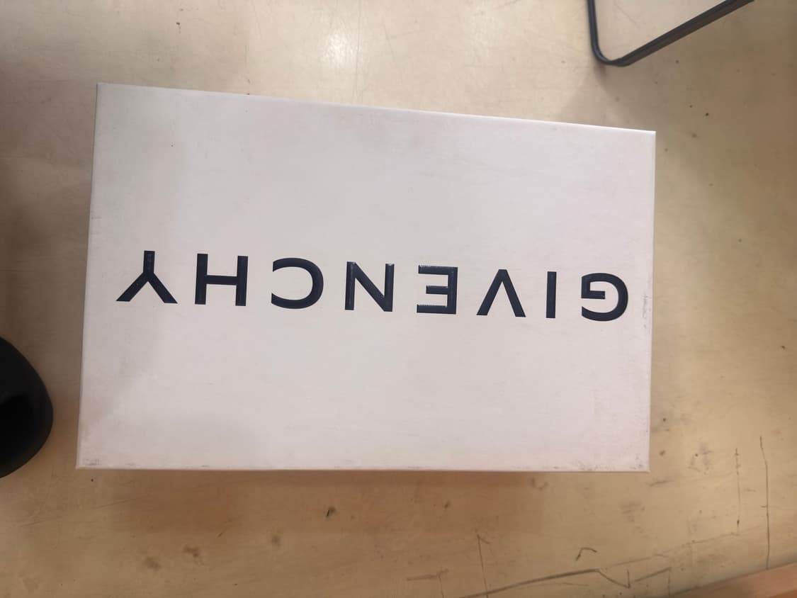 지방시 스니커즈 42사이즈 TK-360 상품이미지5