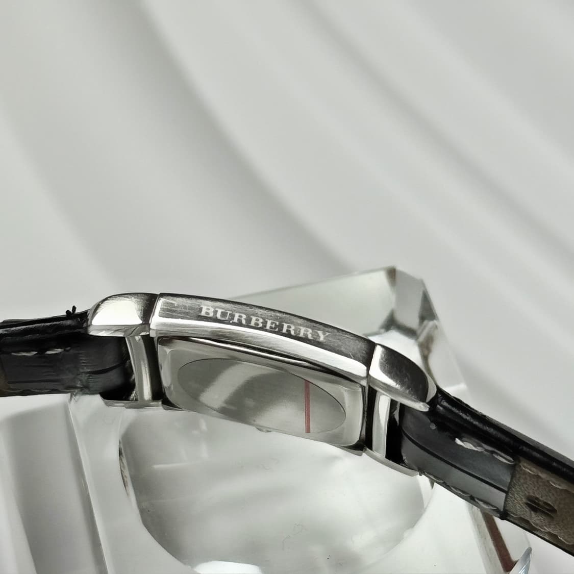 빈티지 Burberry 버버리 런던 빈티지 시그니처 체크 탱크 워치 상품이미지6