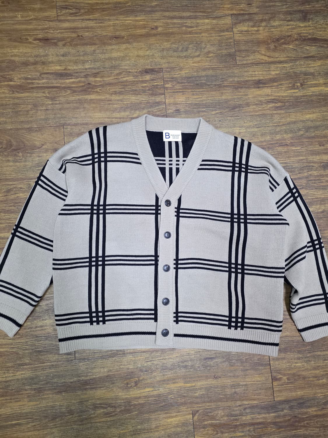 남여공용 니트가디건 미사용품  상품이미지1